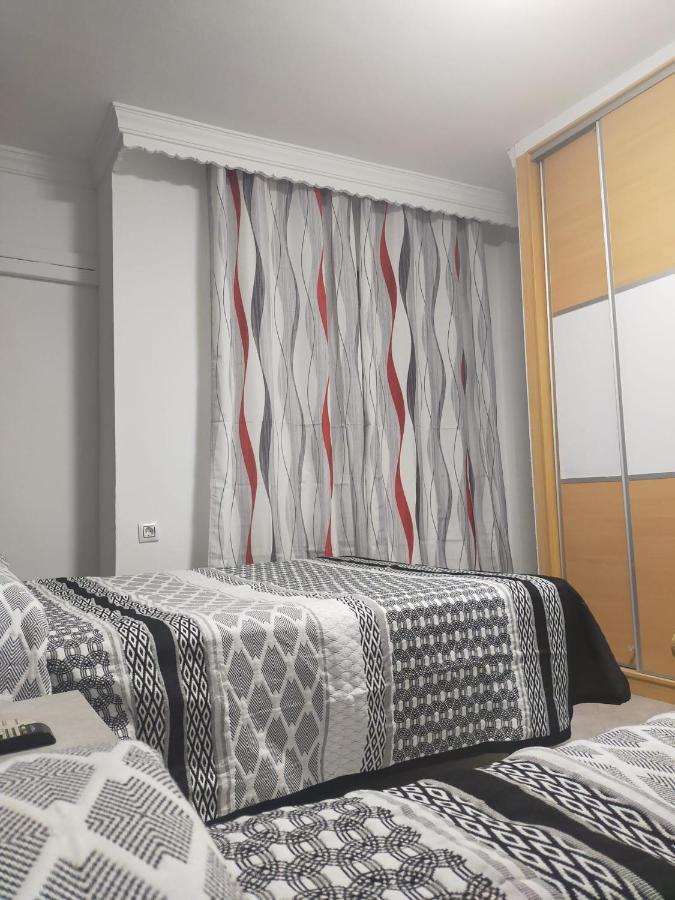 Hostal La Campana La Línea de la Concepción Eksteriør billede