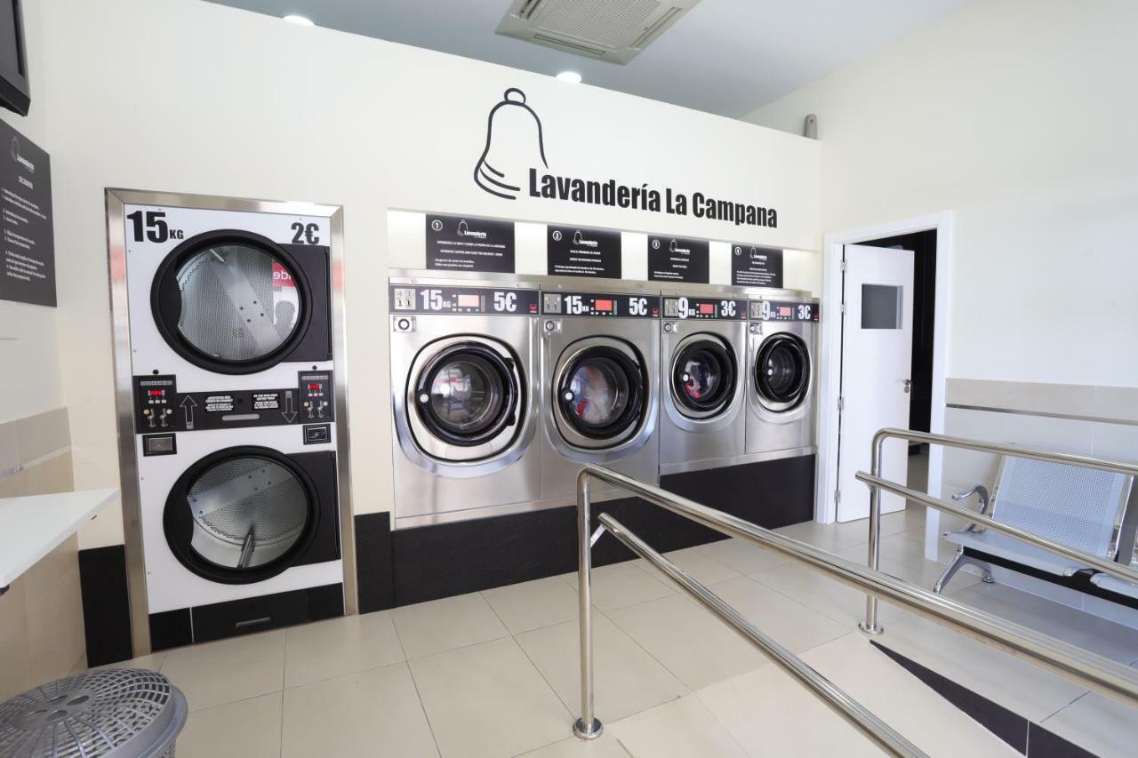 Hostal La Campana La Línea de la Concepción Eksteriør billede